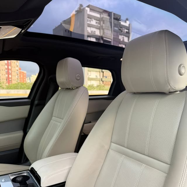 LAND ROVER RANGE ROVER VELAR P380 SE - Imagem 10