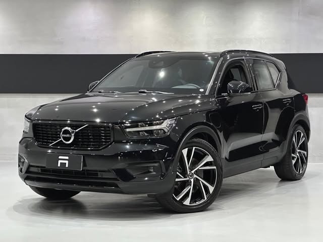 VOLVO XC40 RECHARGE R-DESING - Imagem 3