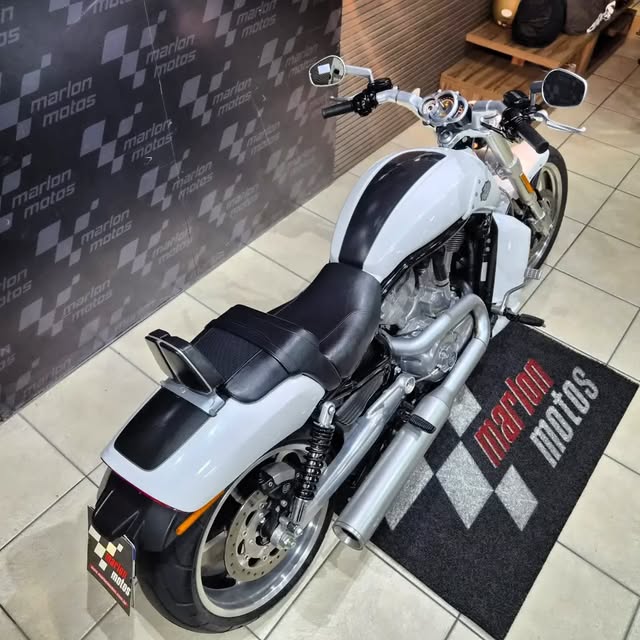 HARLEY-DAVIDSON V-ROD MUSCLE - Imagem 7