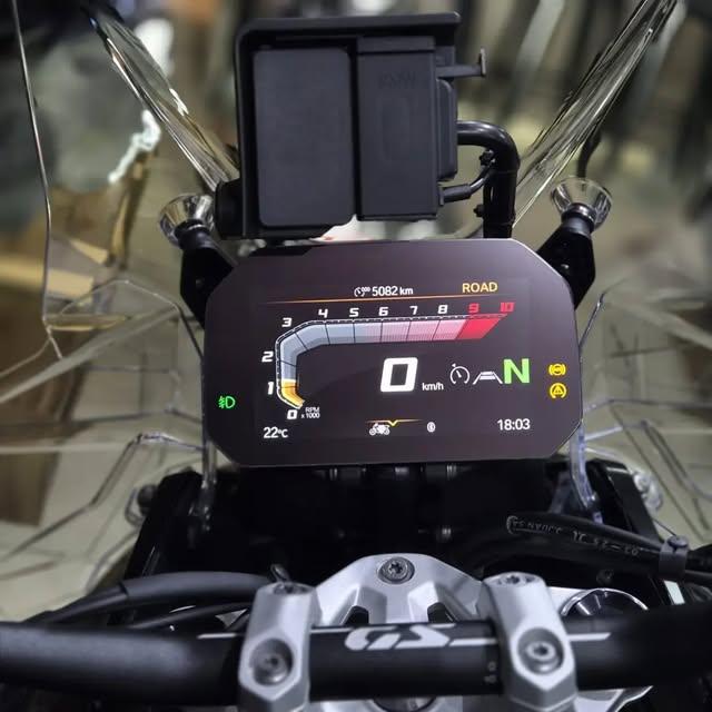BMW GSA ADVENTURE TRIPLE BLACK - Imagem 2