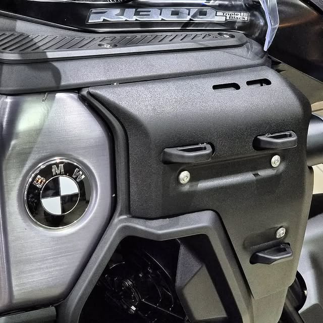 BMW GSA ADVENTURE TRIPLE BLACK - Imagem 4