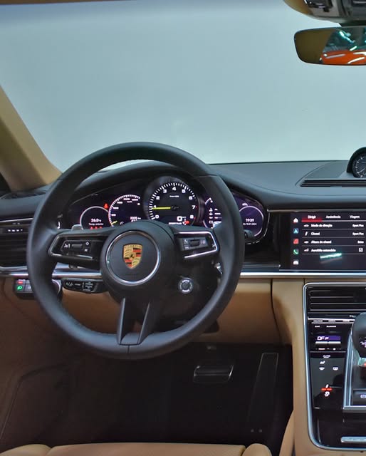 PORSCHE PANAMERA 4 SPORT TURISMO - Imagem 4