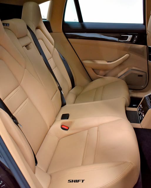 PORSCHE PANAMERA 4 SPORT TURISMO - Imagem 7