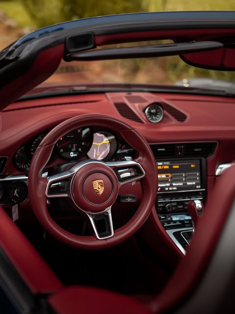 PORSCHE 911 CARRERA CABRIOLET 991.1 3.4 - Imagem 11