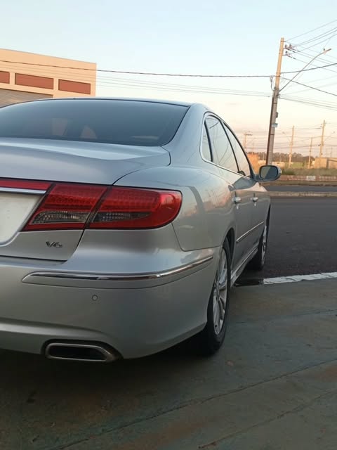 HYUNDAI AZERA - Imagem 5
