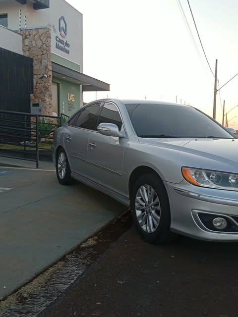 HYUNDAI AZERA - Imagem 8
