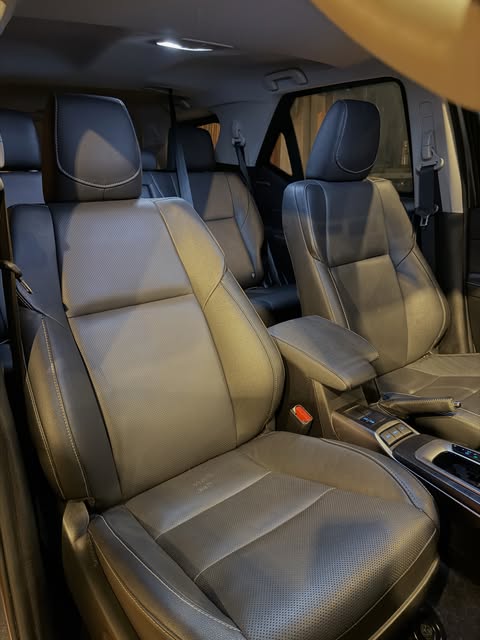 TOYOTA HILUX SW4 SRX PLATINUM - Imagem 14