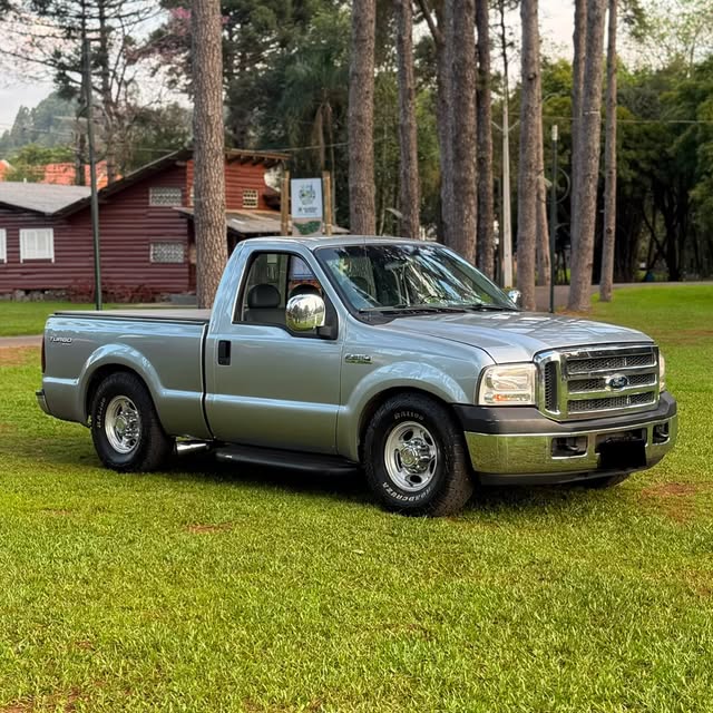 FORD F-250 XLT-L - Imagem 1