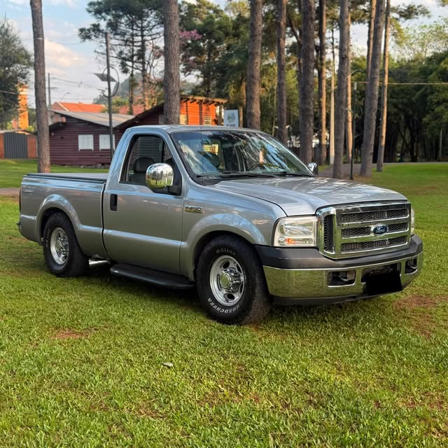 FORD F-250 XLT-L - Imagem 2