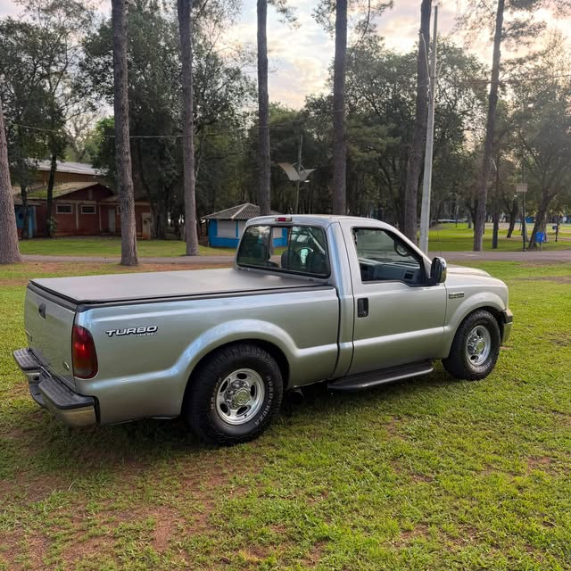 FORD F-250 XLT-L - Imagem 5