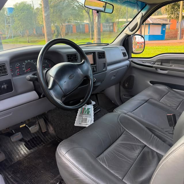 FORD F-250 XLT-L - Imagem 7