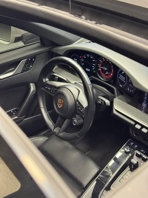 PORSCHE 911 CARRERA - Imagem 10