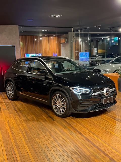 MERCEDES-BENZ GLA 200 1.3 CGI AMG LINE - Imagem 2