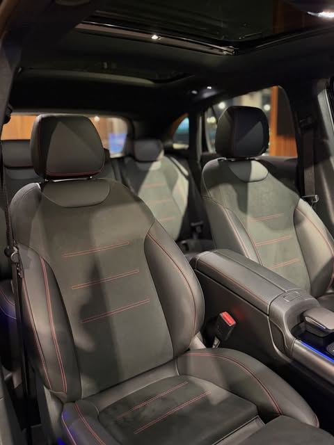 MERCEDES-BENZ GLA 200 1.3 CGI AMG LINE - Imagem 11