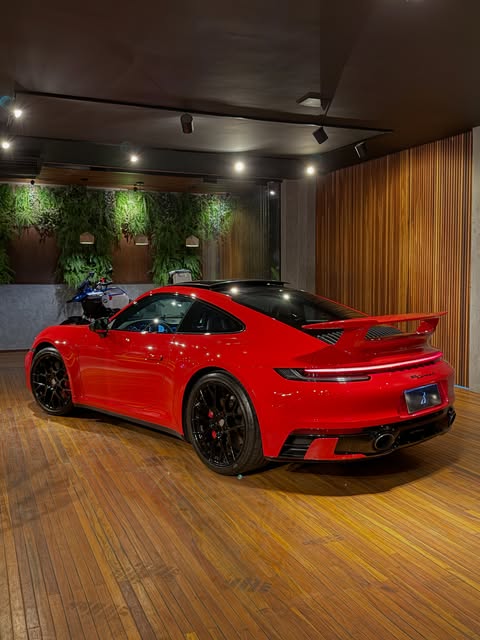 PORSCHE 911 CARRERA S - Imagem 3