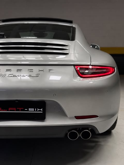 PORSCHE 911 CARRERA S - Imagem 9