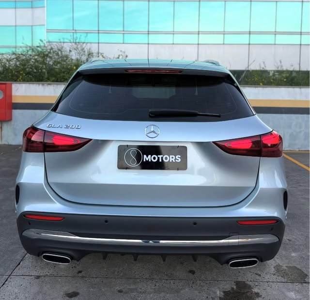 MERCEDES-BENZ GLA 200 AMG LINE - Imagem 7
