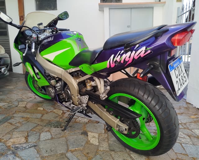 KAWASAKI ZX-6 R - Imagem 6