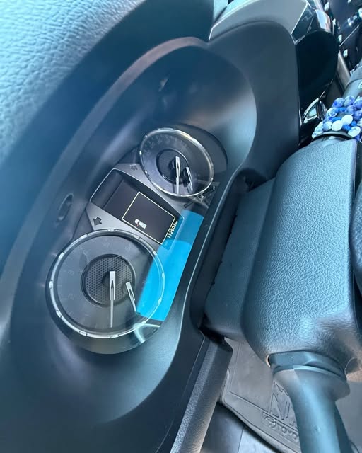 TOYOTA HILUX SRX 2.8 TURBO DIESEL - Imagem 6