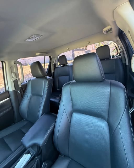 TOYOTA HILUX SRX 2.8 TURBO DIESEL - Imagem 7