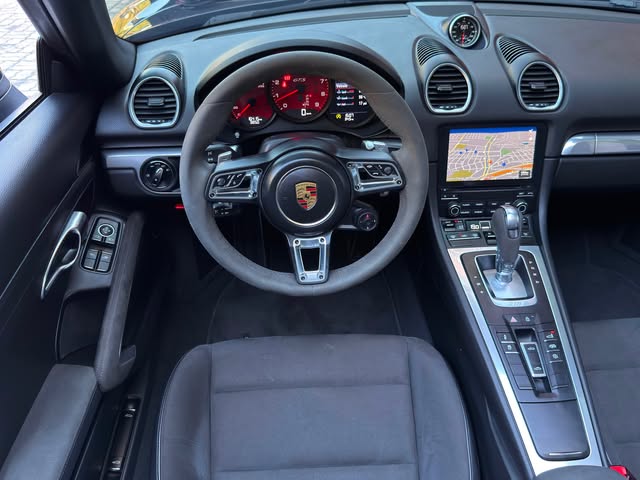 PORSCHE 718 BOXSTER GTS - Imagem 10