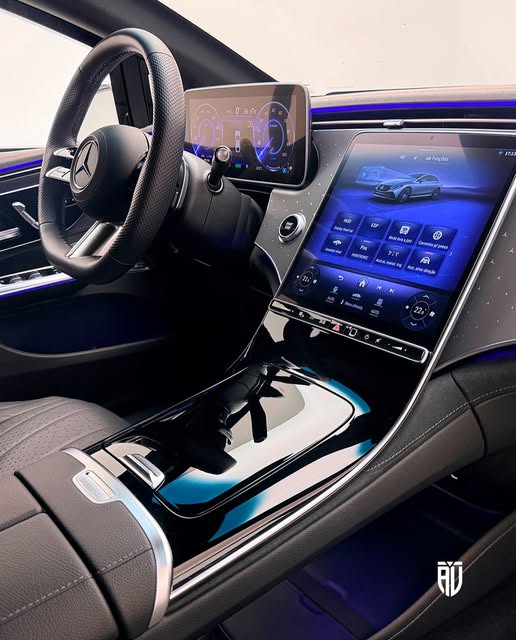MERCEDES-BENZ EQE 300 EDITION ONE - Imagem 8