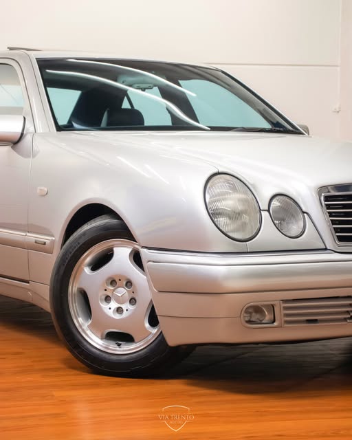 MERCEDES-BENZ E 320 AVANTGARD - Imagem 2