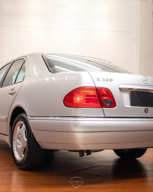 MERCEDES-BENZ E 320 AVANTGARD - Imagem 5