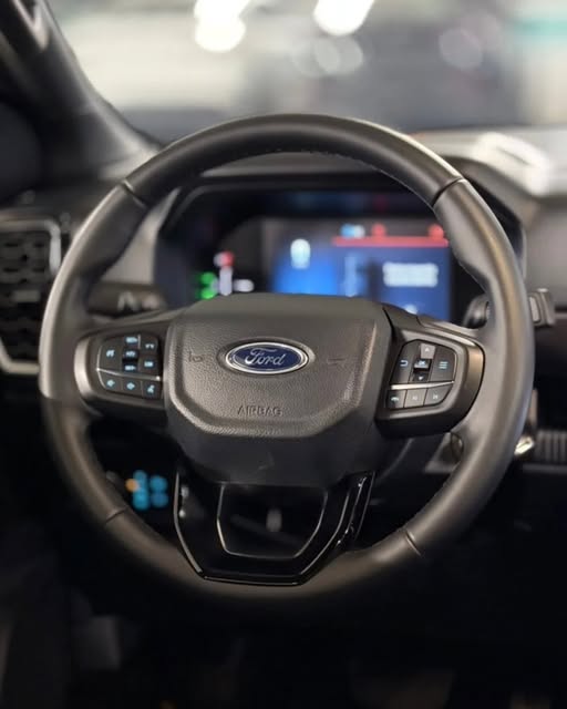 FORD RANGER XLT 3.0 V6 TURBO DIESEL - Imagem 6