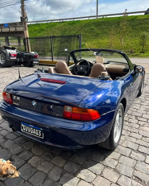 BMW Z3 - Imagem 14