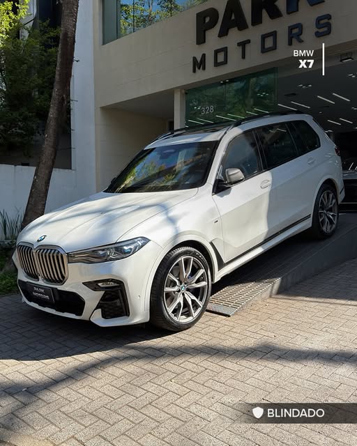 BMW X7 M50I - Imagem 1