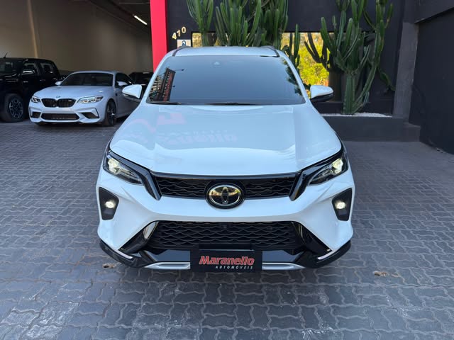 TOYOTA HILUX SRX PLATINUM - Imagem 2