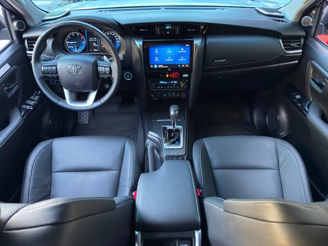 TOYOTA HILUX SRX PLATINUM - Imagem 12