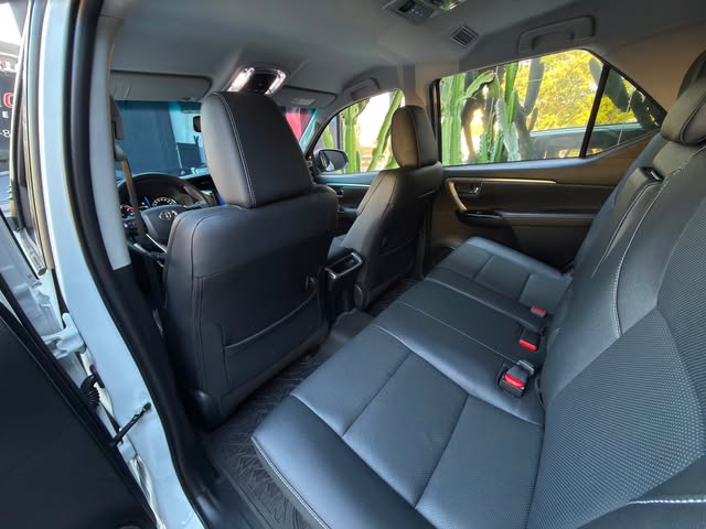 TOYOTA HILUX SRX PLATINUM - Imagem 10