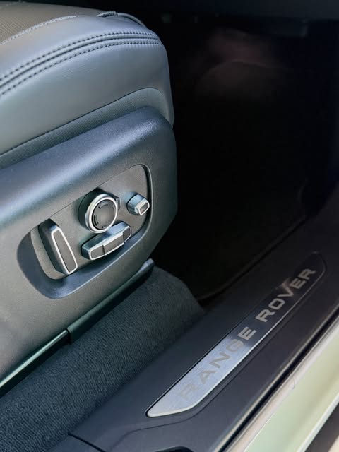 LAND ROVER RANGE ROVER VELAR P400E R-DYNAMIC HSE - Imagem 6