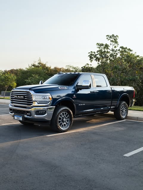 RAM 3500 LIMITED LONGHORN - Imagem 2