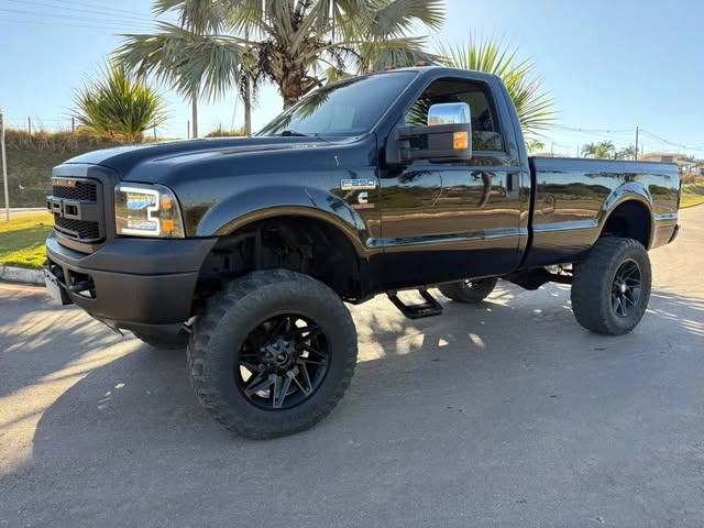 FORD F-250 XLT - Imagem 3