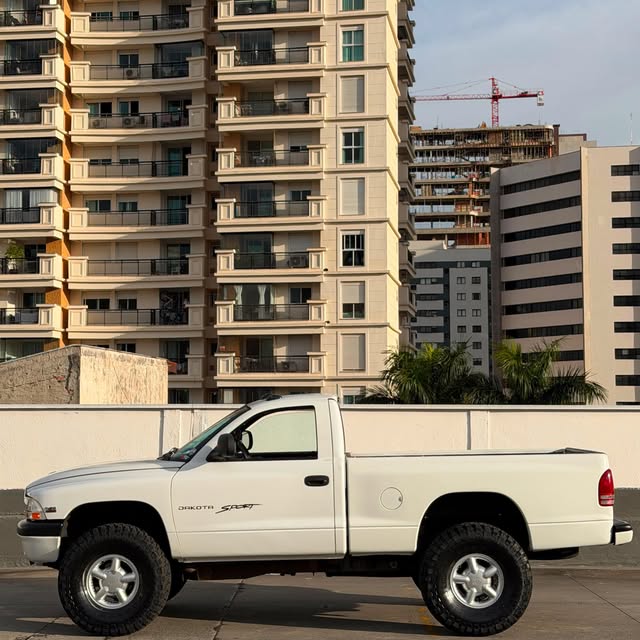 DODGE DAKOTA SPORT CS - Imagem 4