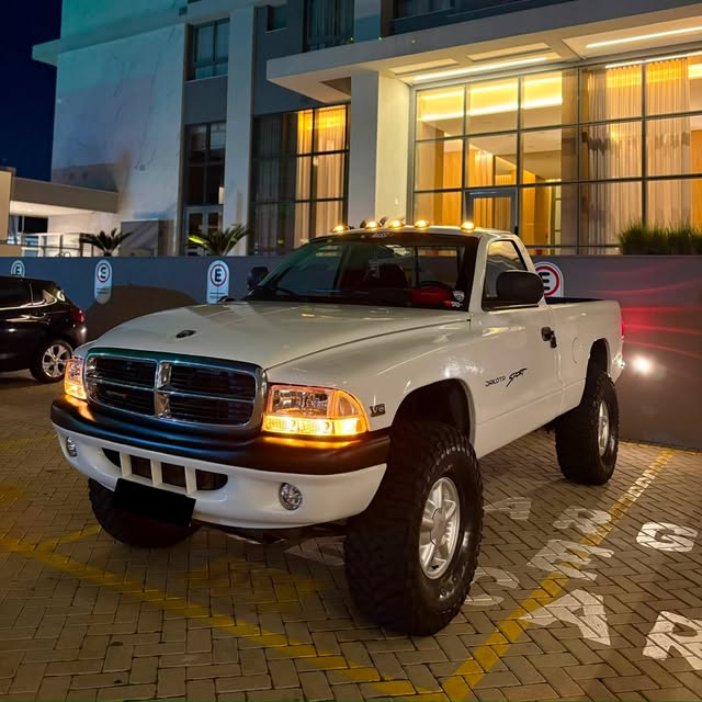 DODGE DAKOTA SPORT CS - Imagem 8