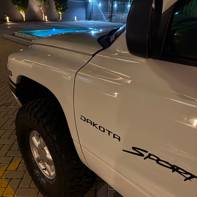 DODGE DAKOTA SPORT CS - Imagem 10