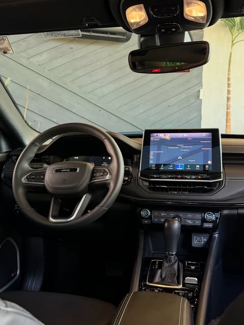 JEEP COMPASS BLACKHAWK AT9 - Imagem 4