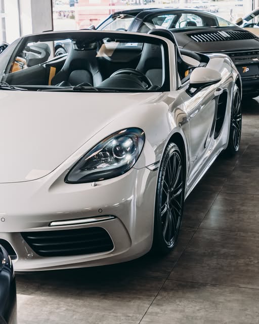 PORSCHE 718 BOXSTER - Imagem 2