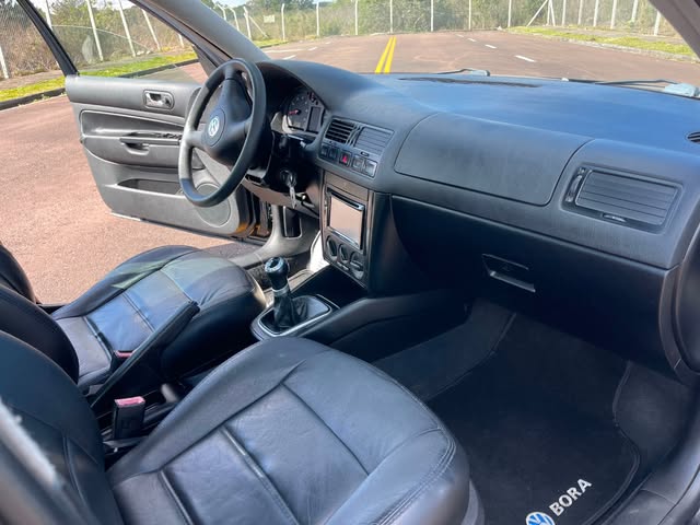 VOLKSWAGEN BORA - Imagem 10