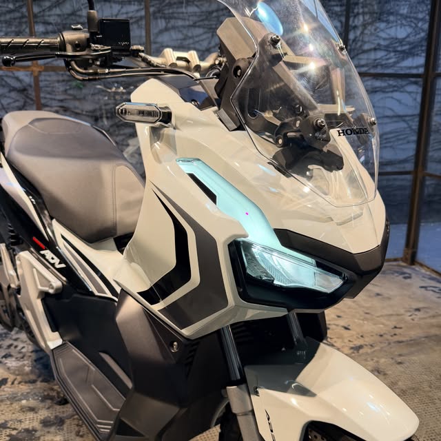 HONDA ADV 150 - Imagem 3