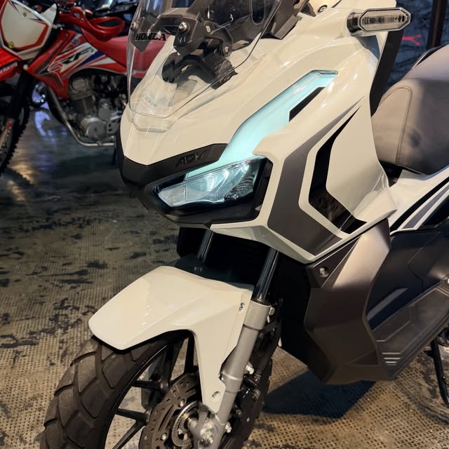 HONDA ADV 150 - Imagem 7