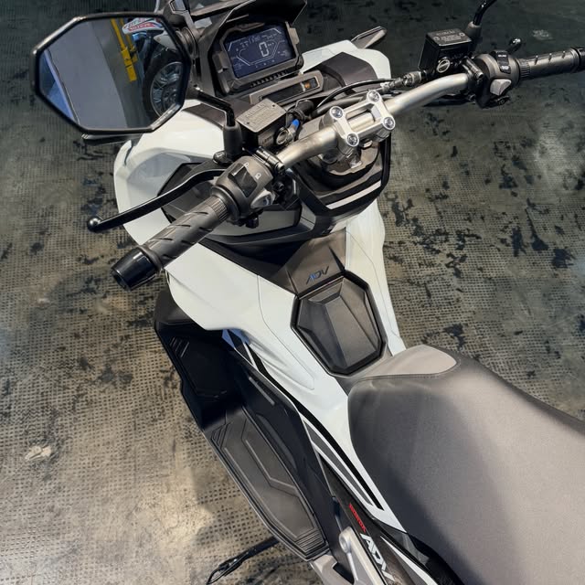 HONDA ADV 150 - Imagem 10