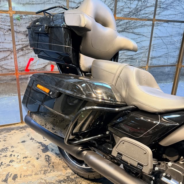 HARLEY-DAVIDSON STREET GLIDE ULTRA - Imagem 5