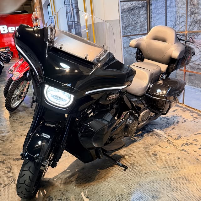 HARLEY-DAVIDSON STREET GLIDE ULTRA - Imagem 6