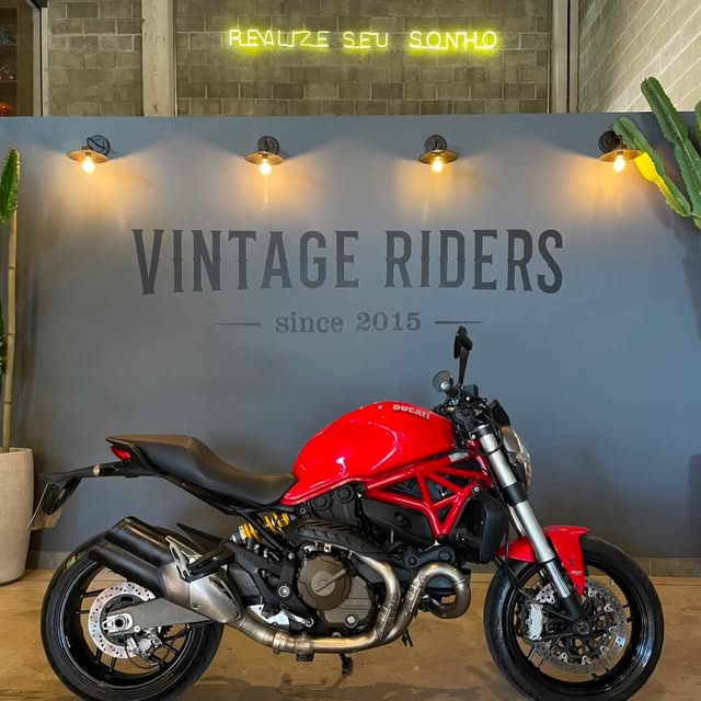 DUCATI MONSTER 821 - Imagem 12