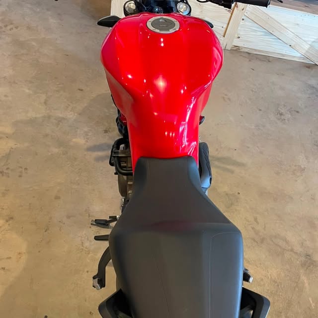 DUCATI MONSTER 821 - Imagem 15
